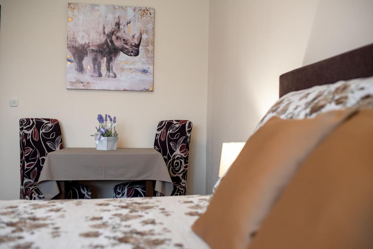 Apartmani Tome ザダル エクステリア 写真