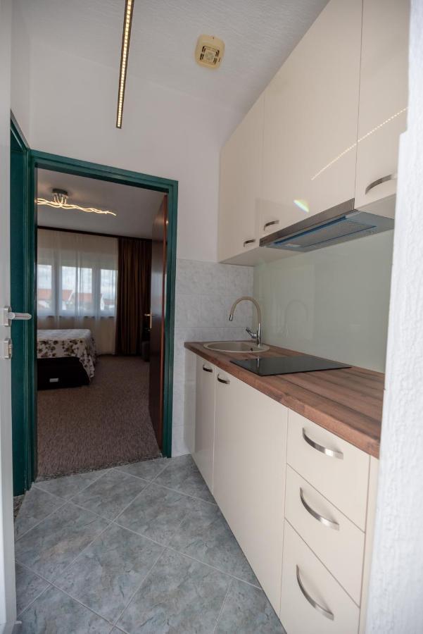 Apartmani Tome ザダル エクステリア 写真