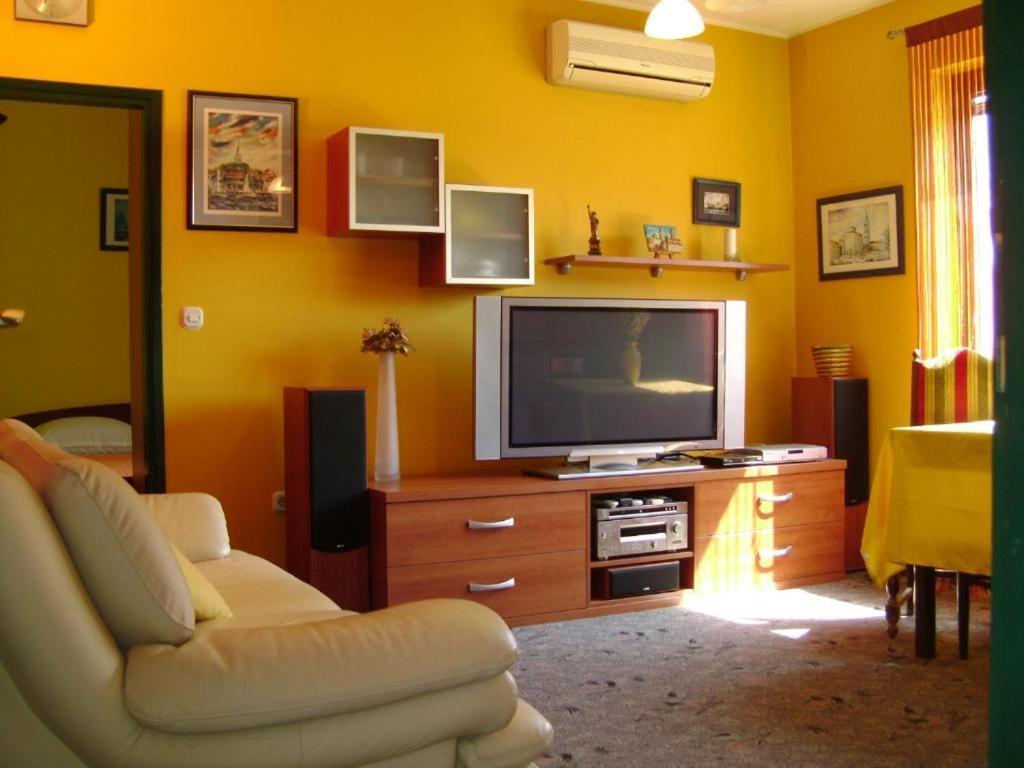 Apartmani Tome ザダル エクステリア 写真